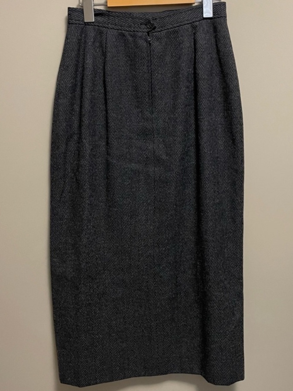 Harry Rosen Vintage Black Wool Herringbone Skirt Women’s Size Small - Picture 9 of 9